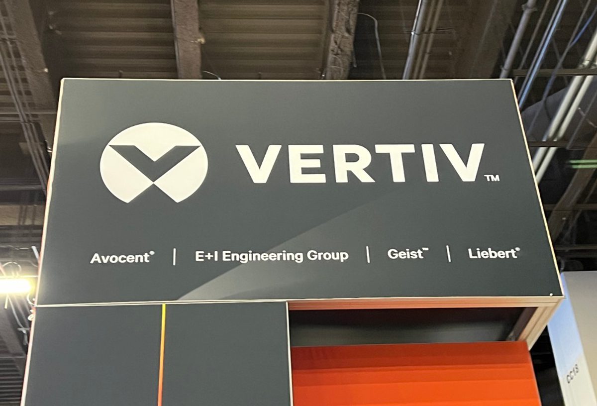 Vertiv Module Logo Dutch IT Channel - Vertiv OneCore industrialiseert AI-implementatie met ...